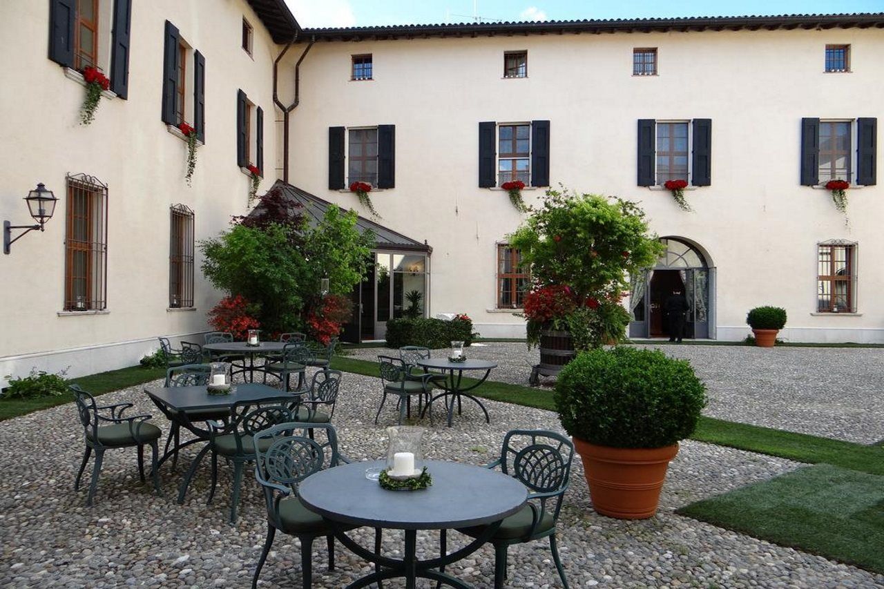Qc Termegarda Spa & Golf Resort Calvagese Della Riviera Exterior foto